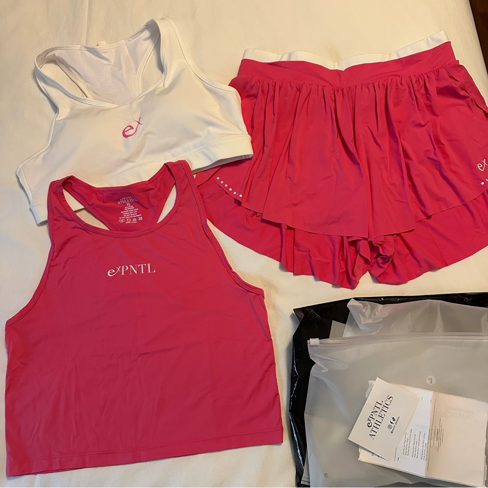 EXPNTL Power Puff Pink and White NEW Activewear Set XL/L